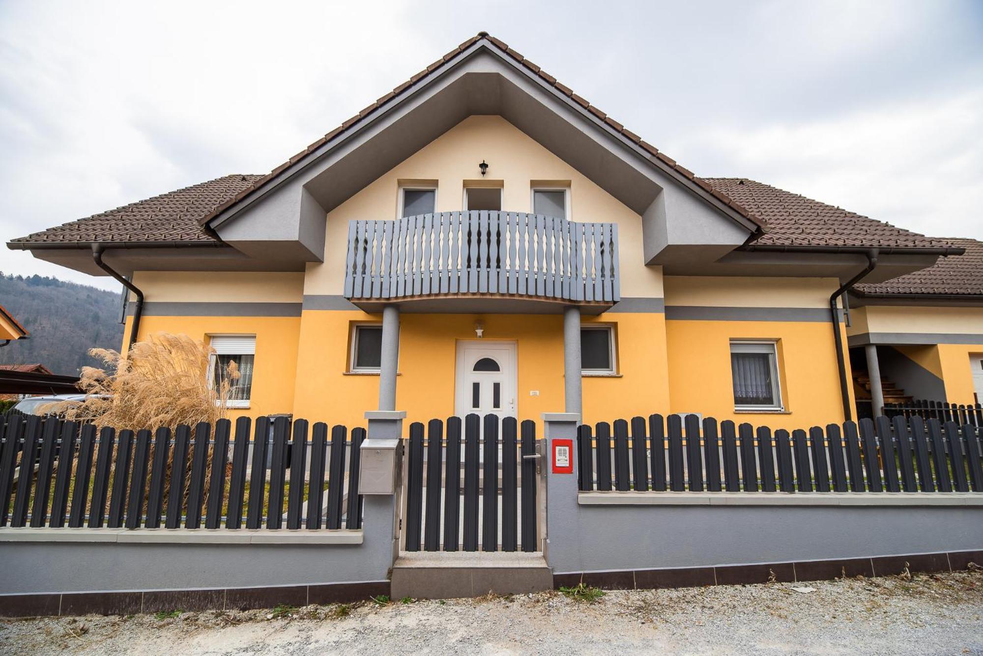 Škofljica Apartment Zelimlje מראה חיצוני תמונה